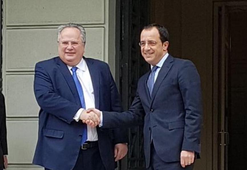 Συνάντηση Νίκου Κοτζιά Νίκου Χριστοδουλίδη τη Δευτέρα στην Κύπρο