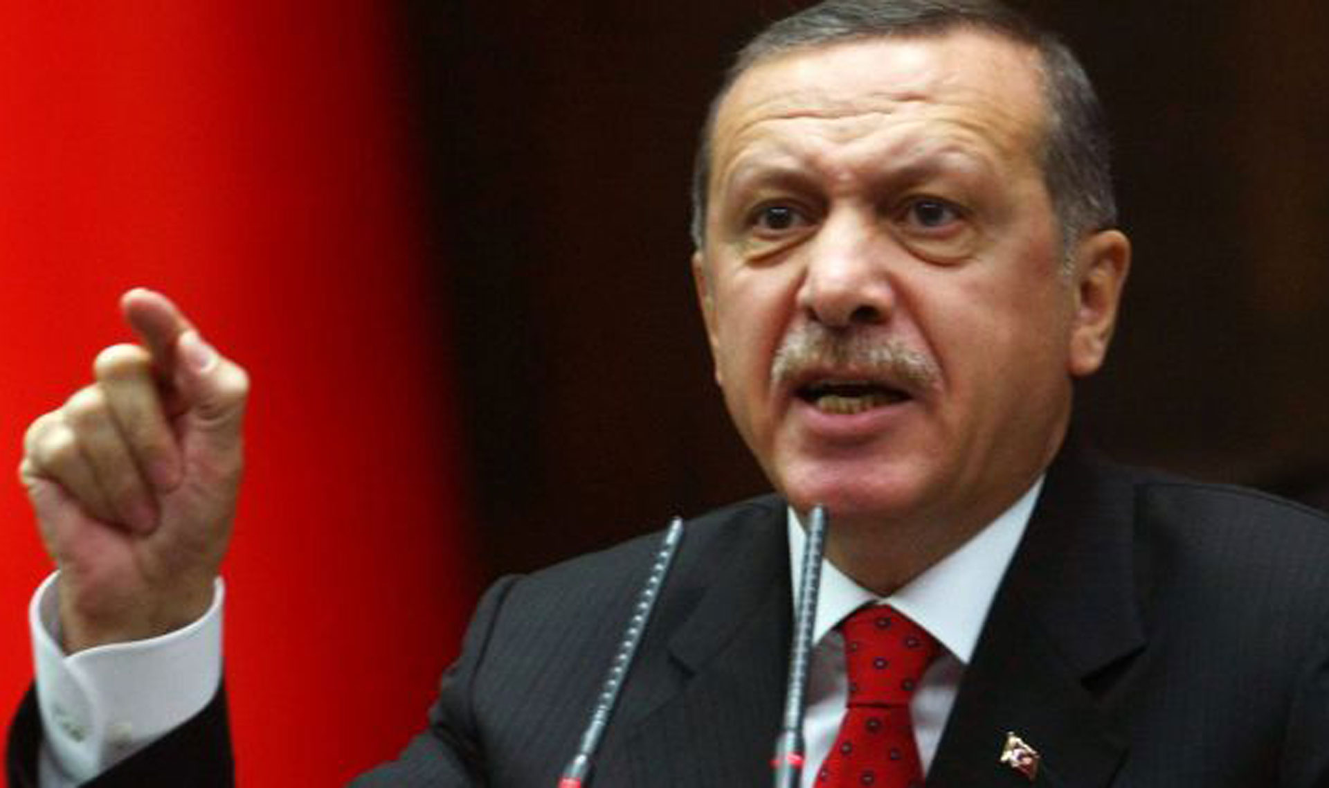 Erdogan: «Σμύρνη εσύ ρίχνεις τους γκιαούρηδες στη θάλασσα»
