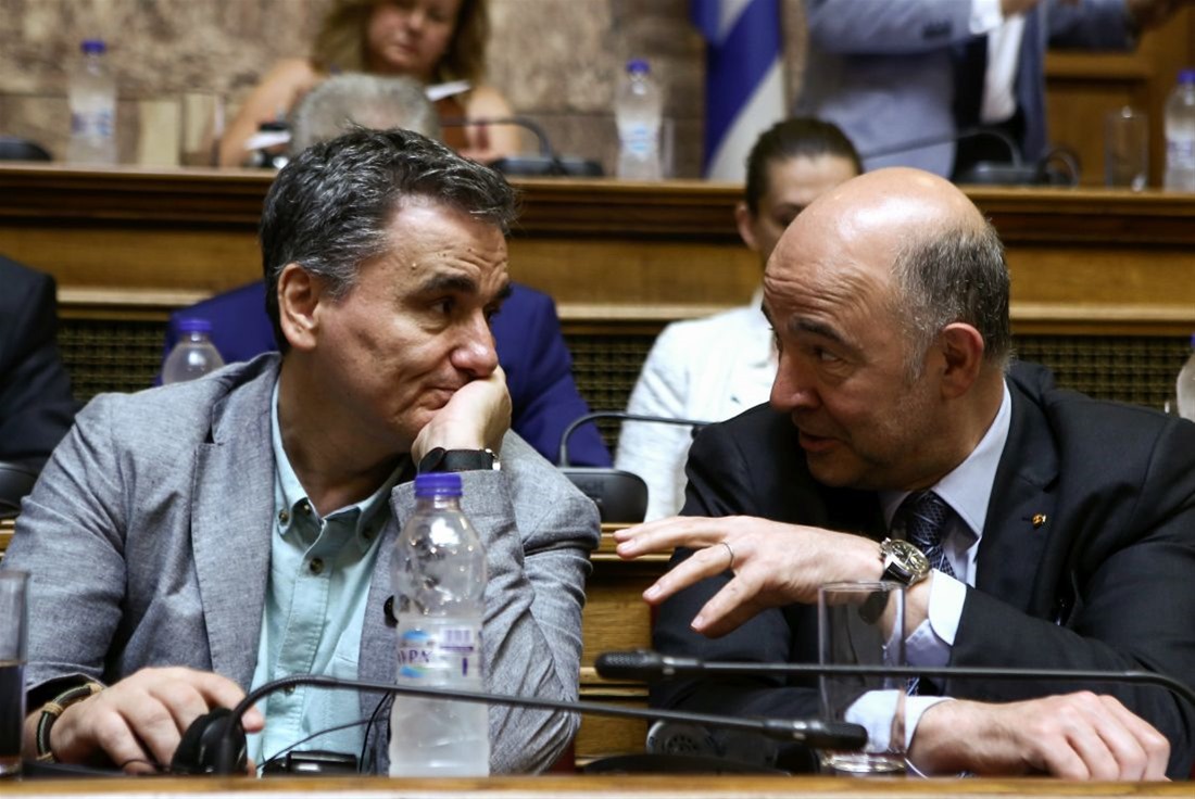 «Παράθυρο» Moscovici για μη εφαρμογή της μείωσης των συντάξεων