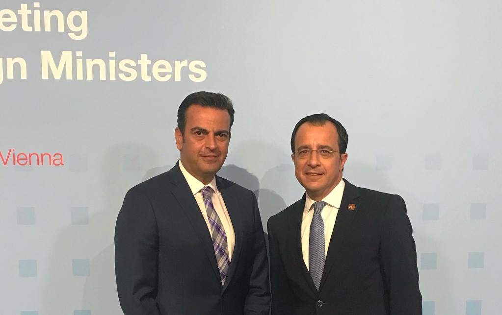 ΙΒΝΑ/ Χριστοδουλίδης: Επιλογή μας είναι η επίλυση του Κυπριακού.