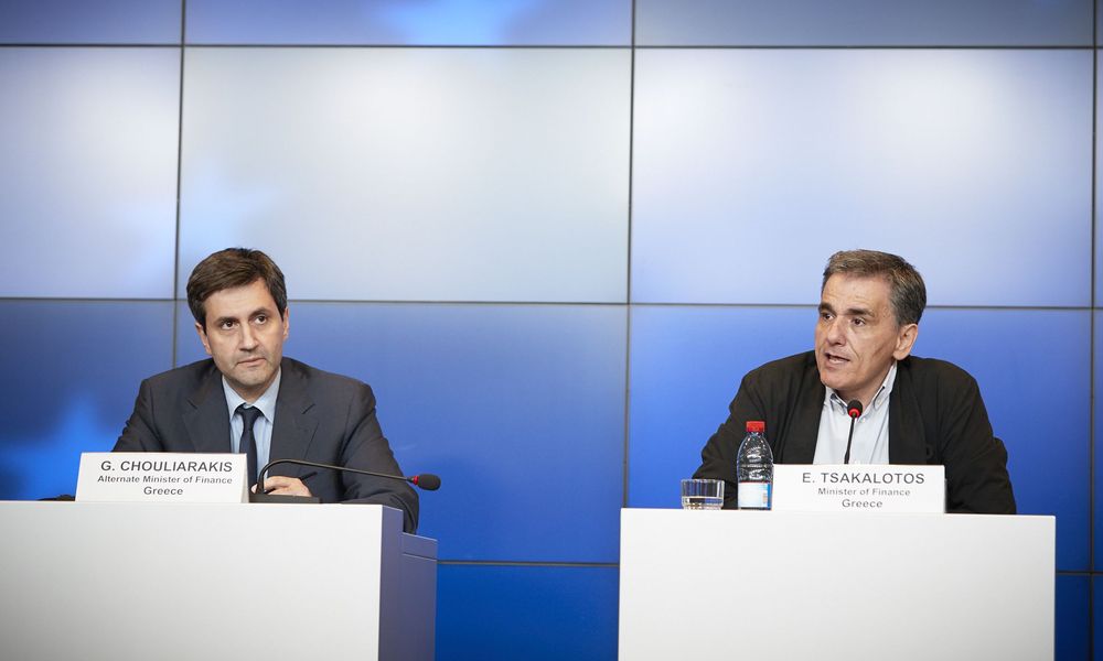 Η κυβέρνηση έθεσε το θέμα μη περικοπής των συντάξεων στους θεσμούς!