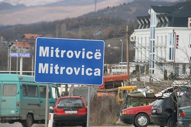 Με πολιτικό εμπάργκο απαντούν οι Σέρβοι στους τελωνειακούς δασμούς της Πρίστινα