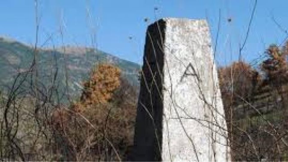 ΠΓΔΜ: Πολίτης της χώρας προκάλεσε τις φθορές στις πυραμίδες, στα σύνορα Ελλάδας-ΠΓΔΜ