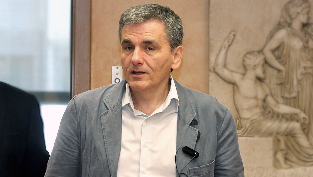 Σχέδιο Τσακαλώτου α λα ιταλικά για τη μείωση των “κόκκινων” δανείων