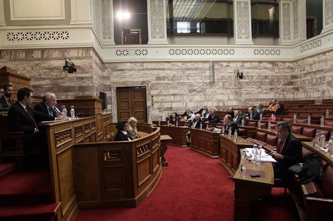 Εγκρίθηκε από την επιτροπή, αύριο στην ολομέλεια η Συμφωνία των Πρεσπών