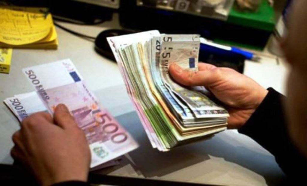 Την επόμενη εβδομάδα η αύξηση του κατώτατου μισθού στην Ελλάδα
