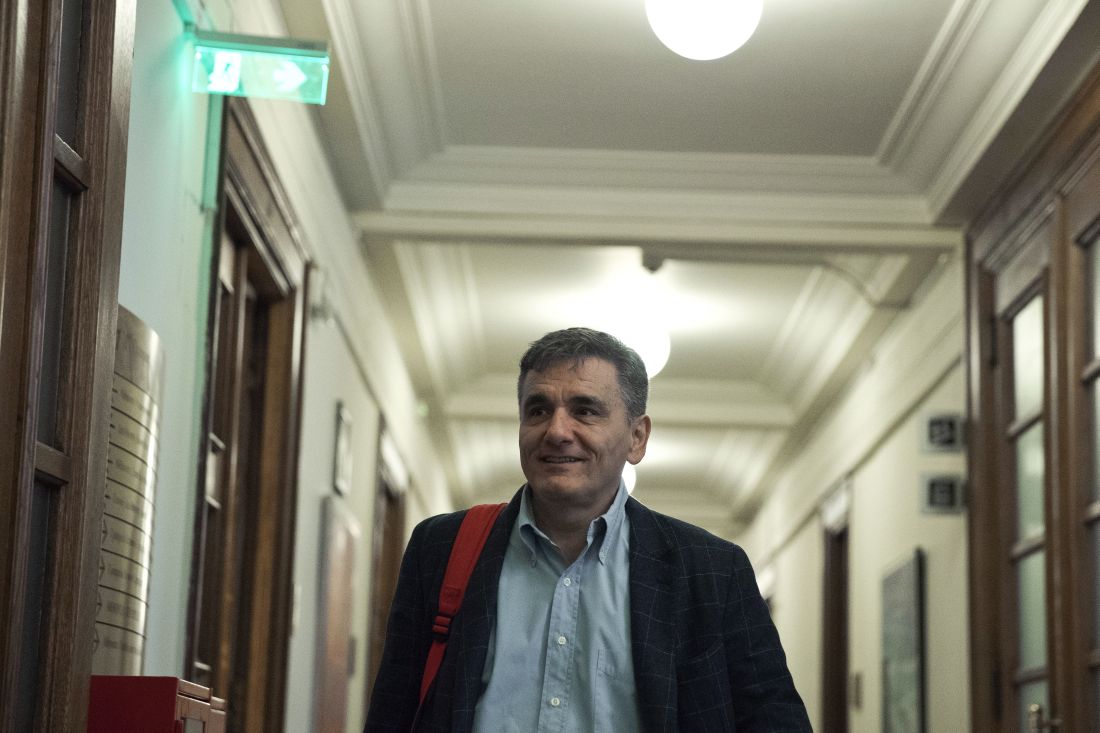 Συνεχίζονται από απόσταση οι συζητήσεις κυβέρνησης και θεσμών