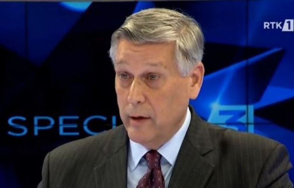 Kosnett: Καταδικασμένοι εγκληματίες πολέμου δεν έχουν θέση στην κυβέρνηση του Κοσσυφοπεδίου