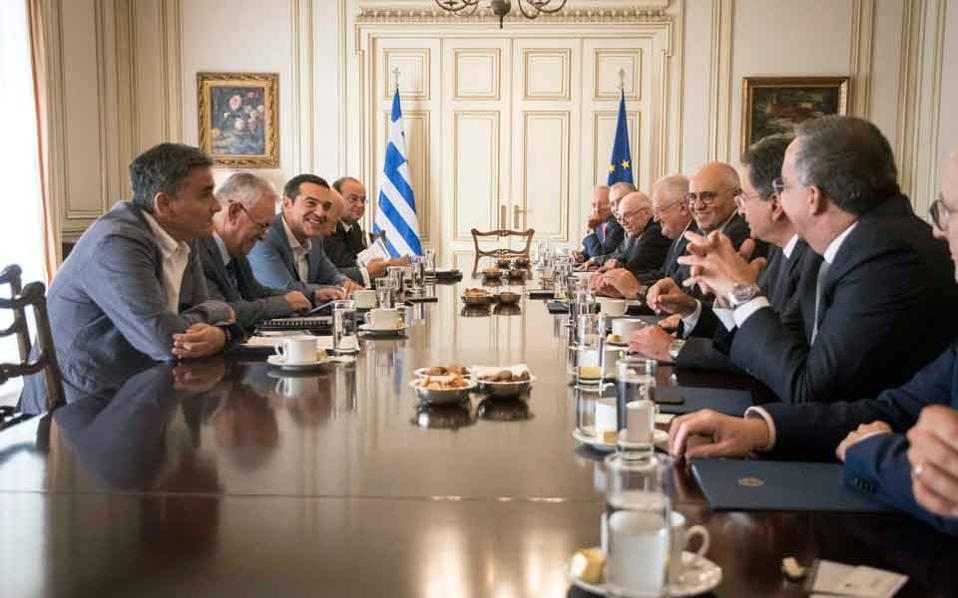 Κόκκινα δάνεια και σχέδιο προστασίας οφειλετών στο επίκεντρο των συζητήσεων Κυβέρνησης – Τραπεζών
