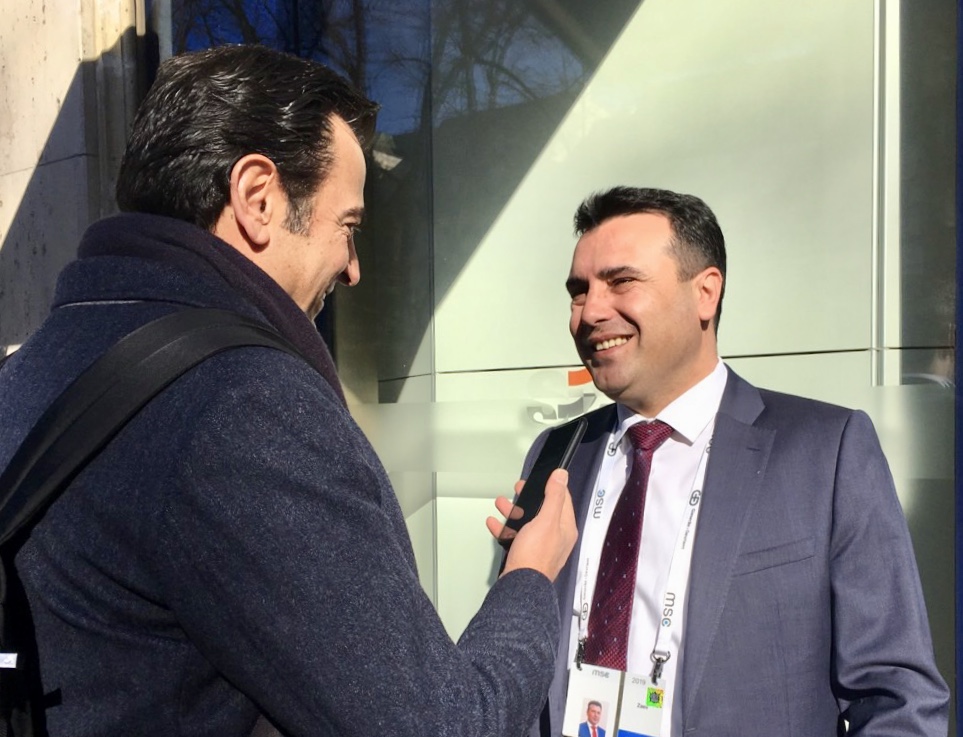 Αποκλειστικό/ΙΒΝΑ. Zaev:Το αεροσκάφος που θα με φέρει στην Αθήνα θα γράφει «Δημοκρατία της Βόρειας Μακεδονίας».