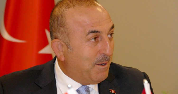 Cavusoglu: «Την Ελλάδα την θέλουμε ως εταίρο στα πλαίσια του “kazan-kazan” (win-win)»