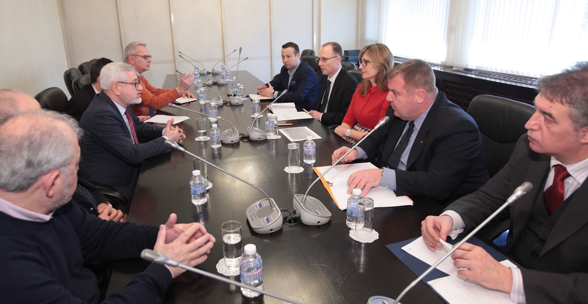 Μεικτή επιτροπή προτείνει η Σόφια και τα Σκόπια να τιμήσουν από κοινού ιστορικές φυσιογνωμίες