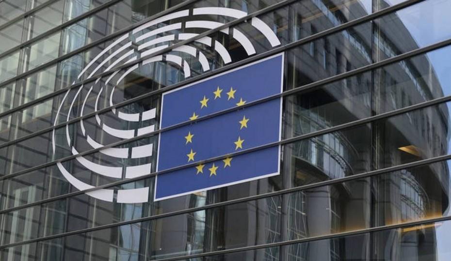 Επικριτική παρουσιάζεται η Κομισιόν στην έκθεσή της για τη Ρουμανία σχετικά τις μεταρρυθμίσεις στο δικαστικό σύστημα και στον χρηματοπιστωτικό τομέα