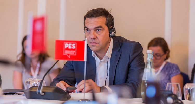 Ο Τσίπρας καλεί τους προοδευτικούς να ενωθούν ενάντια στην άκρα δεξιά στη συνάντηση του ΕΣΚ