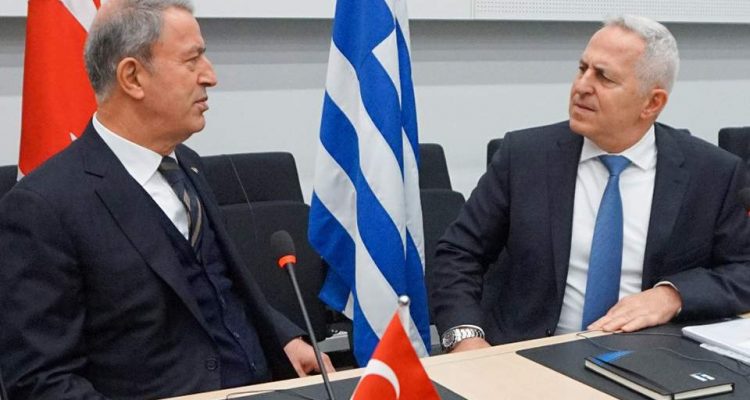 Αποστολάκης για δηλώσεις Ακάρ: “Να σοβαρευτούν”