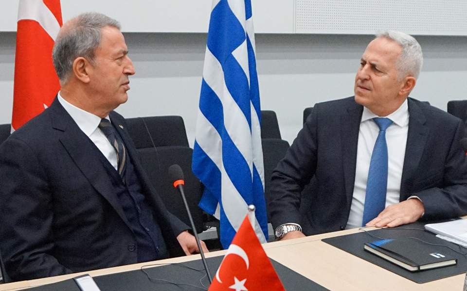 Αποστολάκης για δηλώσεις Ακάρ: “Να σοβαρευτούν”
