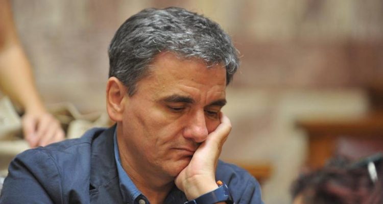 Δεν θα δοθεί δώρο Πάσχα – Κατατέθηκε η τροπολογία για την προστασία της πρώτης κατοικίας