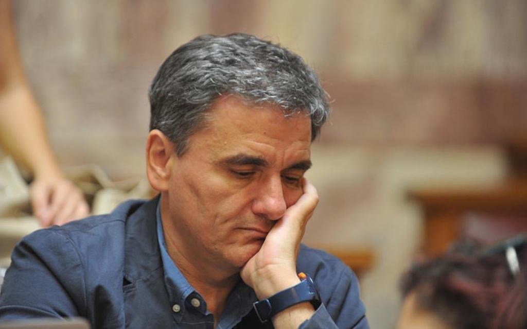 Δεν θα δοθεί δώρο Πάσχα – Κατατέθηκε η τροπολογία για την προστασία της πρώτης κατοικίας