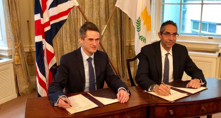 Αναβάθμιση της συνεργασίας σε θέματα άμυνας και ασφάλειας μεταξύ Κύπρου και Ηνωμένου Βασιλείου