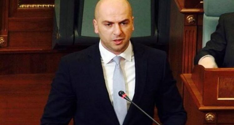 Η δημιουργία διεθνούς δικαστηρίου για σερβικά εγκλήματα πυροδοτεί συζητήσεις στο Κοσσυφοπέδιο