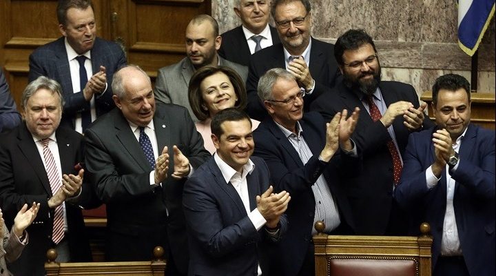 Ενισχυμένη η κυβέρνηση στην ψήφο εμπιστοσύνης