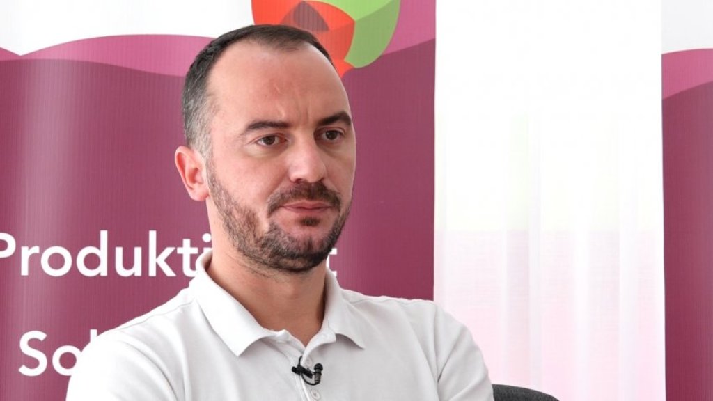 Η αστυνομία στο Κοσσυφοπέδιο συνέλαβε τον αντιπολιτευόμενο βουλευτή και σύζυγο της Υπουργού Παιδείας της Αλβανίας