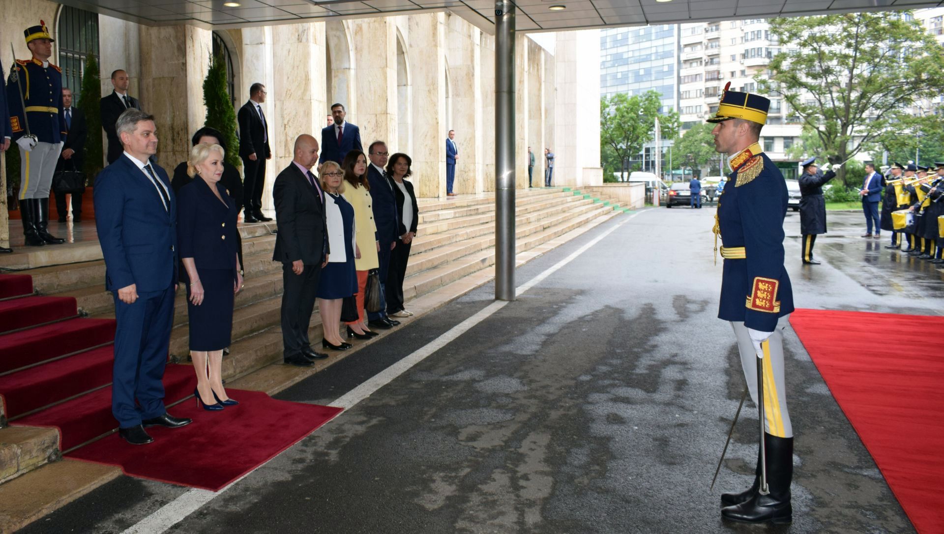 Επίσημη επίσκεψη στο Βουκουρέστι από τον Πρόεδρο του Συμβουλίου των Υπουργών της Β-Ε