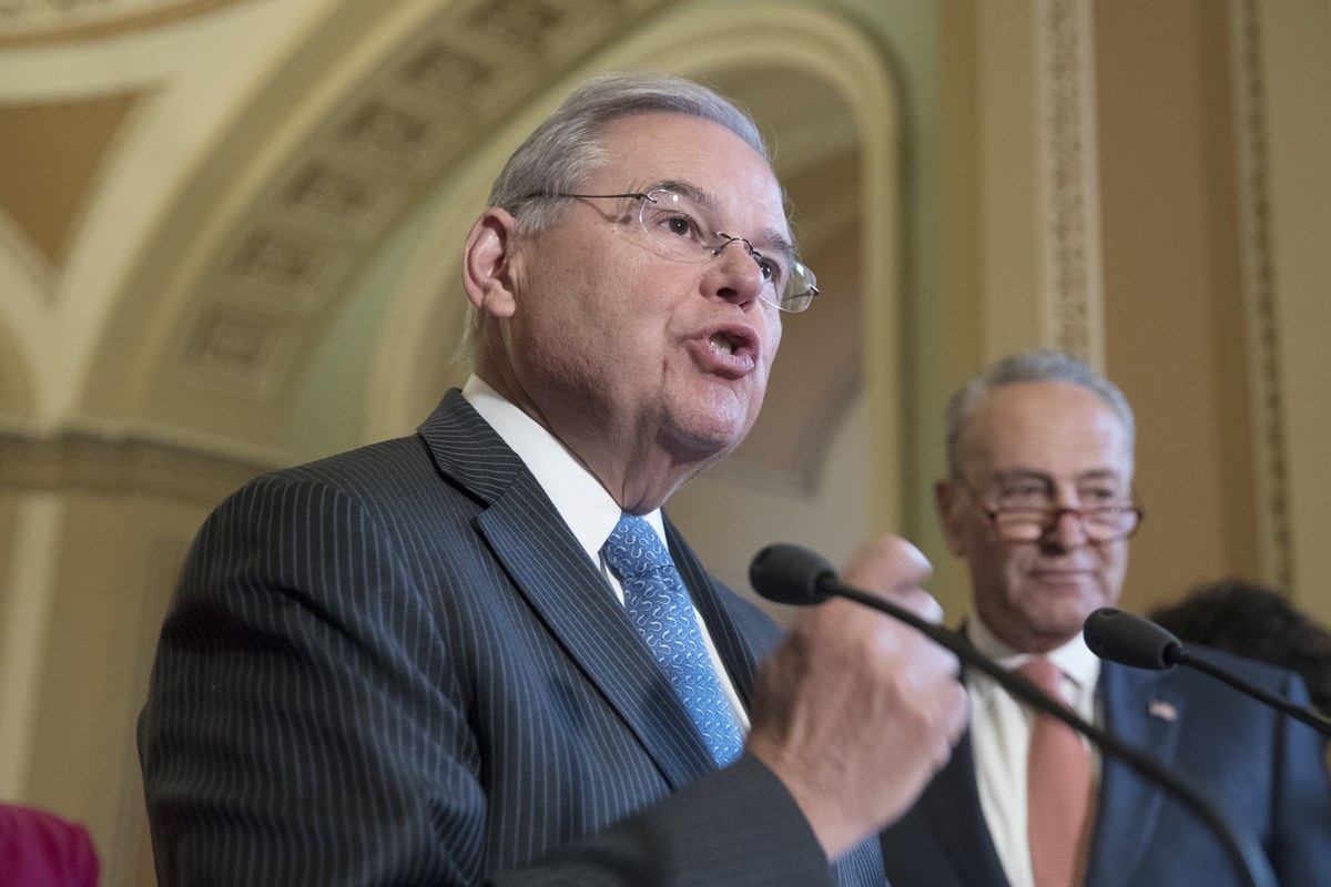 Menendez: Ακόμη κι αν η Τουρκία ήταν τέλεια σύμμαχος το νομοσχέδιο για στρατηγική συνεργασία Ελλάδας – Κύπρου – Ισραήλ θα ήταν απαραίτητο