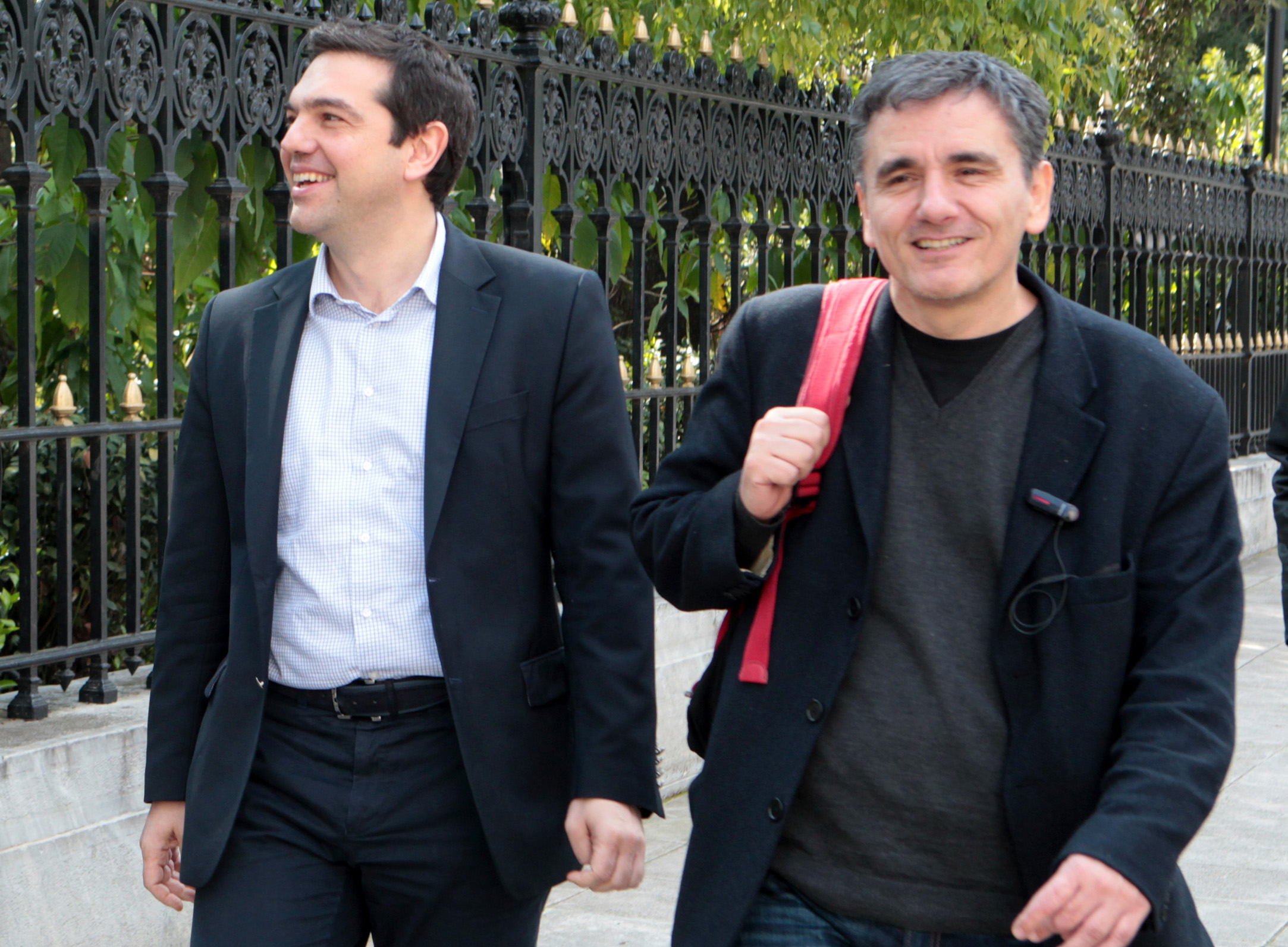 Ευ. Τσακαλώτος: Μείωση του ΕΝΦΙΑ κατά 30% και μείωση προκαταβολής φόρου στο 50%