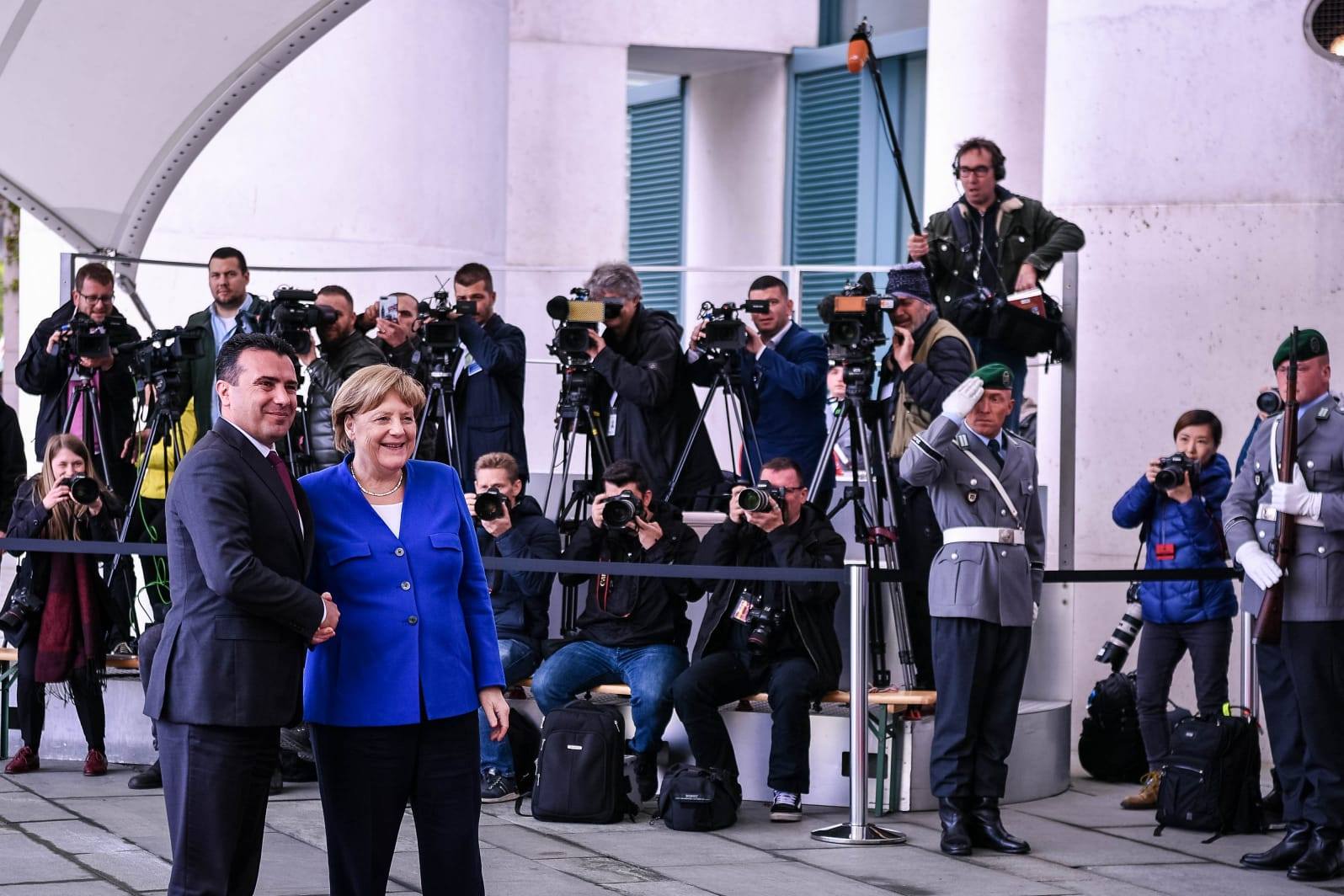 Ζάεφ, Πενταρόφσκι στις Βρυξέλλες – Ζητούν ημερομηνία για έναρξη των συνομιλιών για την ένταξη στην ΕΕ