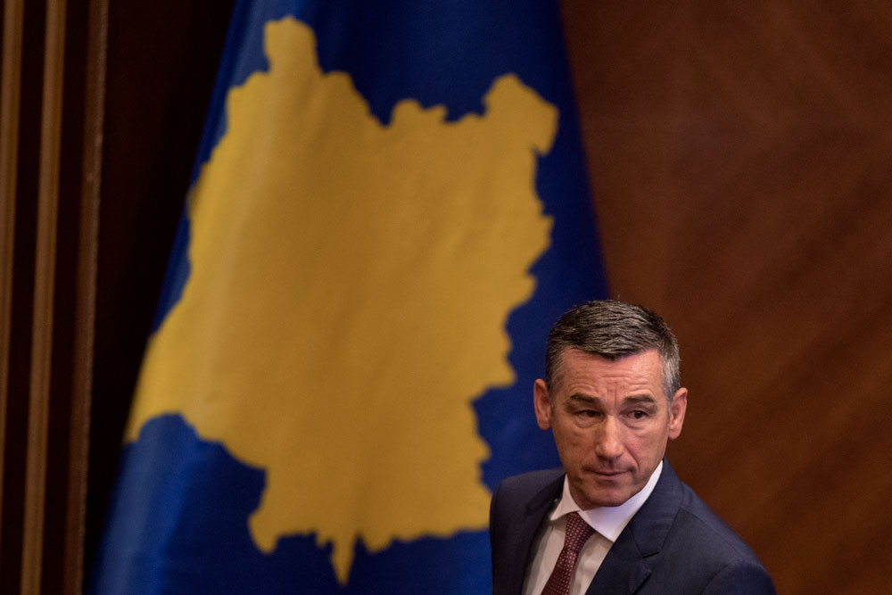 Επανεξελέγη ο Kadri Veseli στην ηγεσία του Δημοκρατικού Κόμματος του Κοσσυφοπεδίου