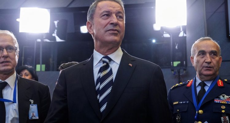 Akar: «Στην Κύπρο μην δοκιμάσουν την ισχύ μας, θα πληρώσουν βαρύ τίμημα»
