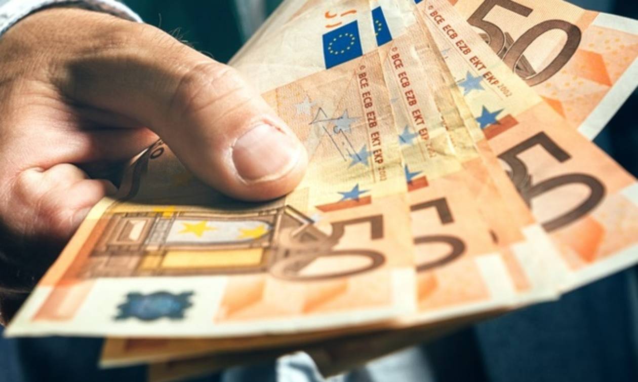 Στα 1.160 ευρώ ο μέσος μισθός πλήρους απασχόλησης στην Ελλάδα