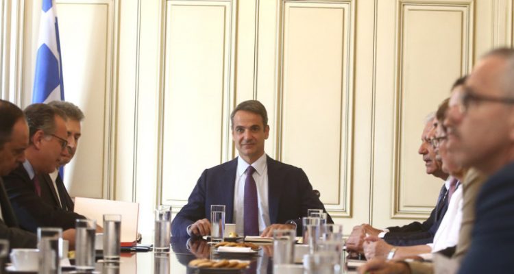Η ενίσχυση της φύλαξης των συνόρων στην σύσκεψη στο Μαξίμου με Μητσοτάκη και Αβραμόπουλο