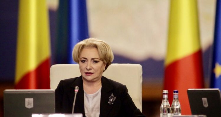 Σε ανασχηματισμό προχωρά η Πρωθυπουργός της Ρουμανίας