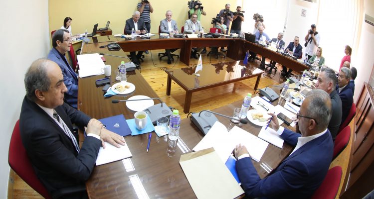 Απορρίφθηκε η πρόταση Ακιντζί για το Φυσικό Αέριο μετά το Συμβούλιο Αρχηγών