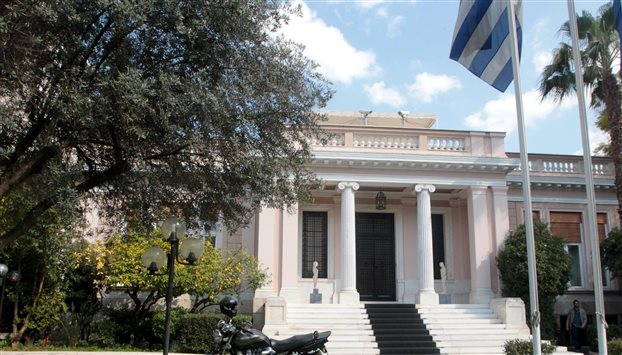 Μέλη της ελληνικής κυβέρνησης συναντήθηκαν με στελέχη της τρόικας