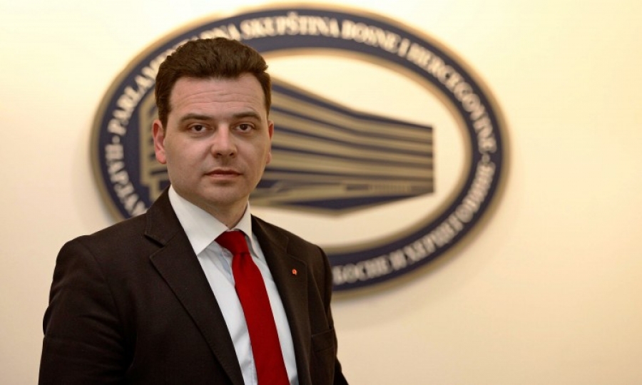 Β-Ε: Βουλευτής ζητεί την παρέμβαση της von der Leyen για υπόθεση πυρηνικών αποβλήτων