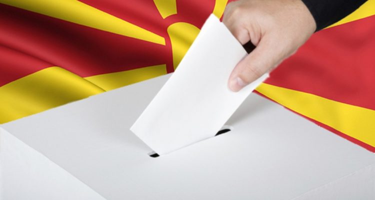 Αποδέχτηκε το αίτημα της αντιπολίτευσης για πρόωρες εκλογές ο Zaev