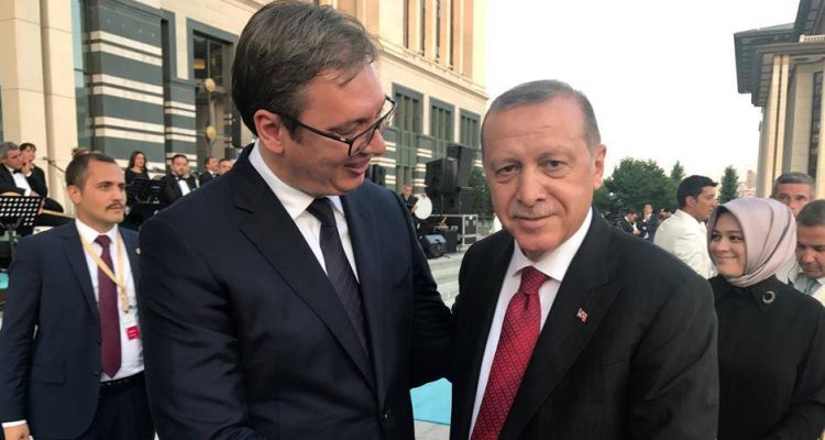 Ο Ερντογάν ανέβαλε την επίσκεψή του στη Σερβία