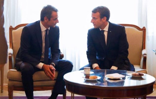 Από το Παρίσι ξεκινά σειρά επαφών με ξένους ηγέτες ο Μητσοτάκης