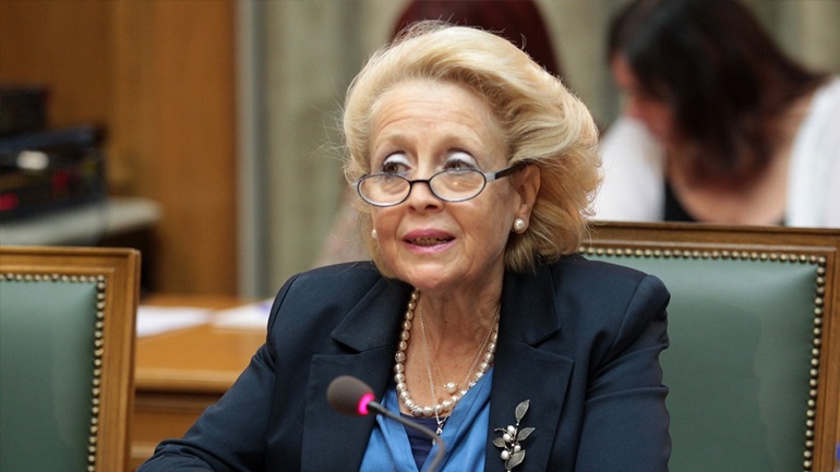 Διαμάχη Κυβέρνησης, ΣΥΡΙΖΑ για την απόλυση της Θάνου