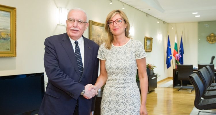 Η υπουργός Εξωτερικών της Βουλγαρίας προειδοποιεί για τον κίνδυνο νέου κύκλου βίας στη Δυτική Όχθη της Γάζας