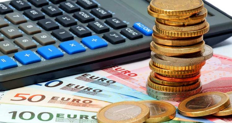 Πληρώνουν 14 δισ. ευρώ οι Έλληνες φορολογούμενοι μέχρι το τέλος του 2019