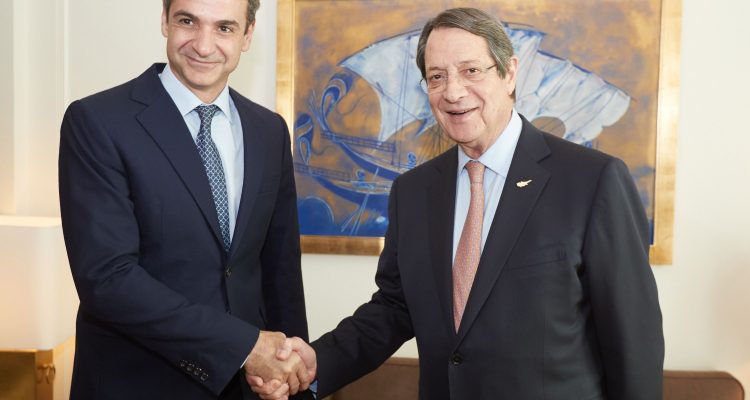 Συνάντηση Μητσοτάκη-Αναστασιάδη υπό το φως των απαράδεχτων δηλώσεων Cavusoglu