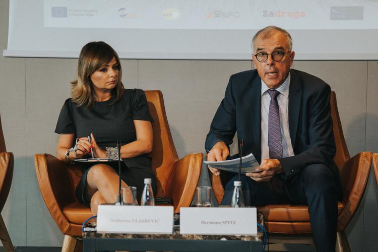 Το Μαυροβούνιο πρέπει να αντιμετωπίσει τη διαφθορά σε τοπικό επίπεδο
