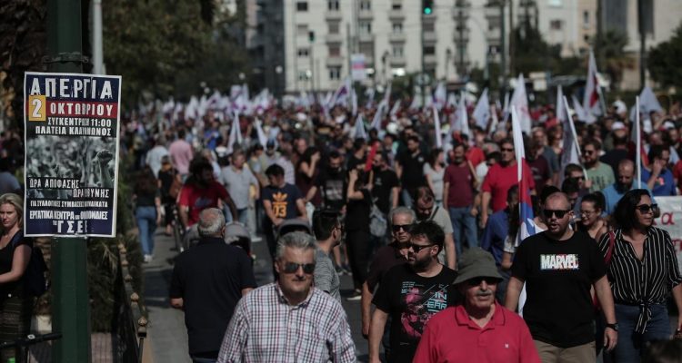 Στα χαρακώματα για την απεργία κυβέρνηση, αντιπολίτευση και συνδικάτα