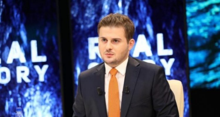 Αλβανία: Οι Αλβανοί να ενεργήσουν ως έθνος και όχι ως δύο κράτη για την υπεράσπιση του KLA, λέει ο Cakaj