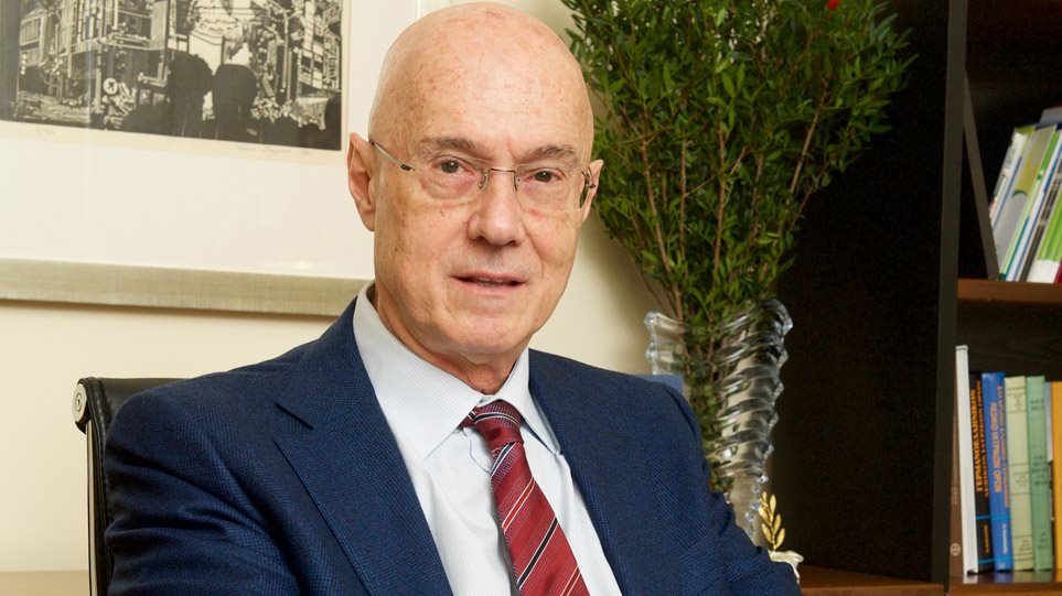 O Γιώργος Κρεμλής σύμβουλος του πρωθυπουργού