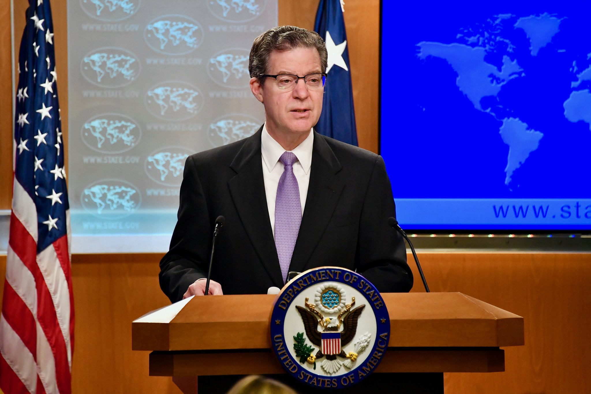 Στα Δυτικά Βαλκάνια ο Sam Brownback για τη Θρησκευτική Ελευθερία
